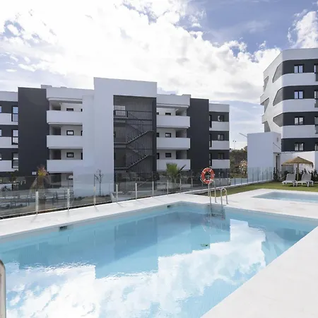Apartment Elegant Luxury With Terrace In Higueron Fuengirola