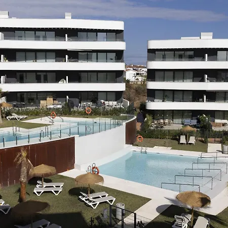 Apartment Elegant Luxury With Terrace In Higueron *