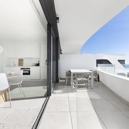 Apartment Elegant Luxury With Terrace In Higueron *