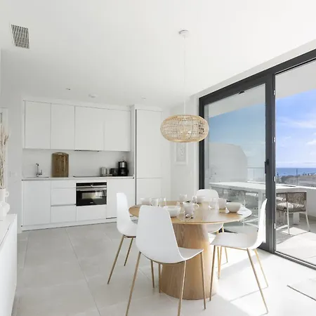 Apartment Elegant Luxury With Terrace In Higueron Fuengirola